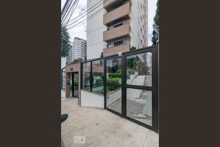 Apartamento à venda com 140m², 4 quartos e 2 vagas Apartamento à venda com 140m², 4 quartos e 2 vagasFachada