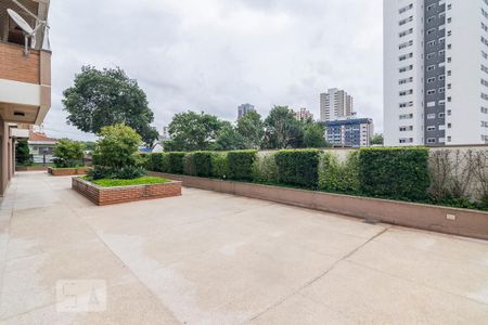 Apartamento à venda com 140m², 4 quartos e 2 vagas Apartamento à venda com 140m², 4 quartos e 2 vagasÁrea de Circulação