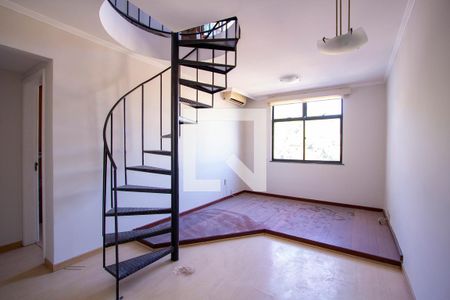 Sala 1 de apartamento para alugar com 3 quartos, 120m² em Santa Rosa, Niterói