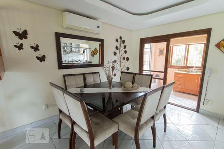 Sala de Jantar de casa de condomínio à venda com 4 quartos, 304m² em Cavalhada, Porto Alegre