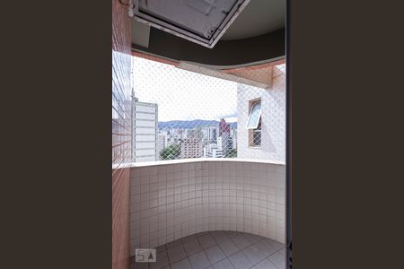 Varanda da sala de apartamento para alugar com 1 quarto, 38m² em São Pedro, Belo Horizonte