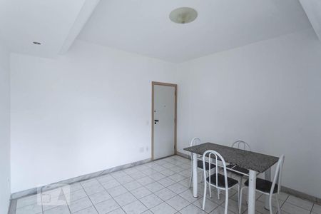 Sala de apartamento para alugar com 1 quarto, 38m² em São Pedro, Belo Horizonte