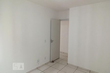 Quarto 2 de apartamento para alugar com 2 quartos, 47m² em Parque São Lourenço, São Paulo