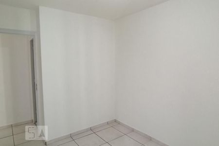 Quarto 2 de apartamento para alugar com 2 quartos, 47m² em Parque São Lourenço, São Paulo