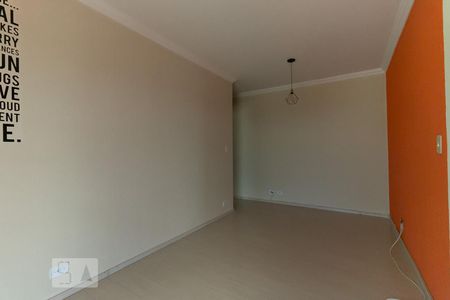 Sala de apartamento para alugar com 2 quartos, 85m² em Vila Campestre, São Paulo