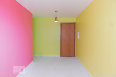 Sala de apartamento para alugar com 1 quarto, 54m² em Jardim Iris, São Paulo