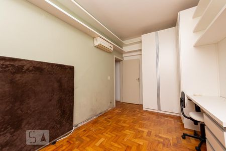 Quarto de apartamento à venda com 1 quarto, 51m² em São João, Porto Alegre