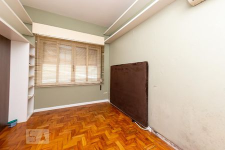 Quarto de apartamento à venda com 1 quarto, 51m² em São João, Porto Alegre