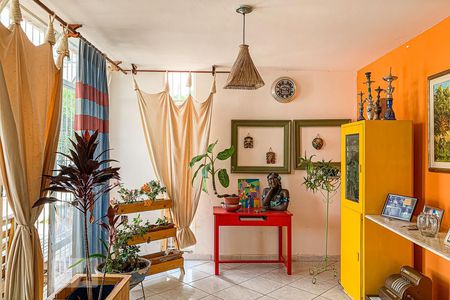 Sala de casa à venda com 4 quartos, 175m² em Jardim Alto da Barra, Campinas