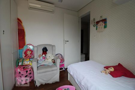 Quarto 1 de apartamento à venda com 3 quartos, 130m² em Jardim das Acacias, São Paulo