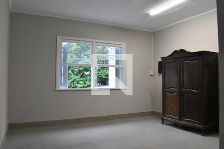 Suíte de casa para alugar com 3 quartos, 360m² em São Francisco, Curitiba