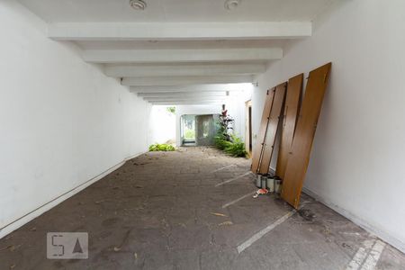 Garagem de casa para alugar com 4 quartos, 500m² em Vila Olímpia, São Paulo