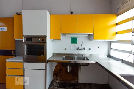 Cozinha de casa para alugar com 4 quartos, 500m² em Vila Olímpia, São Paulo