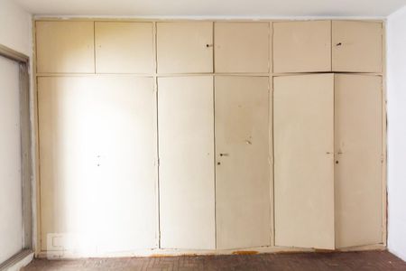 Casa para alugar com 500m², 4 quartos e 5 vagas Casa para alugar com 500m², 4 quartos e 5 vagasQuarto 3