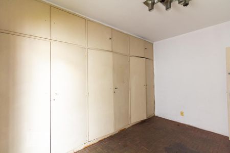 Casa para alugar com 500m², 4 quartos e 5 vagas Casa para alugar com 500m², 4 quartos e 5 vagasQuarto 3