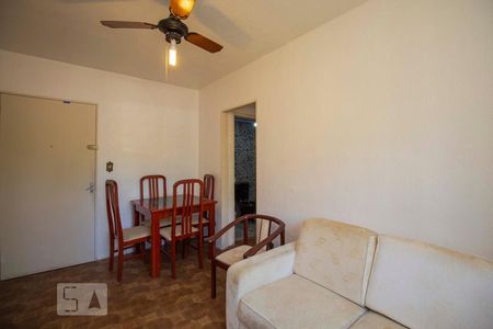 Sala de apartamento para alugar com 1 quarto, 42m² em Jardim Itu, Porto Alegre