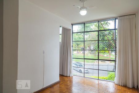 Sala 1 de apartamento para alugar com 3 quartos, 105m² em Sion, Belo Horizonte