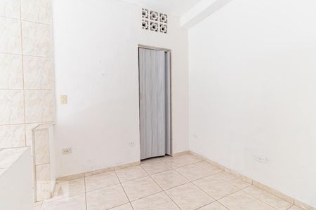 Studio - Quarto de kitnet/studio para alugar com 1 quarto, 20m² em Vila Marari, São Paulo