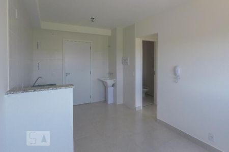 Cozinha / Sala de apartamento para alugar com 2 quartos, 36m² em Parque Fongaro, São Paulo