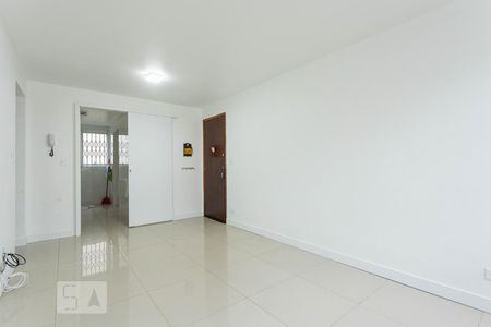 Sala de apartamento para alugar com 2 quartos, 54m² em Bacacheri, Curitiba