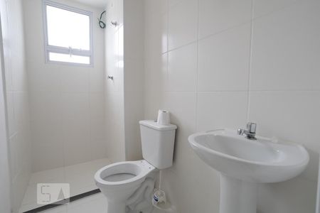 Banheiro de apartamento à venda com 1 quarto, 26m² em Vila Ema, São Paulo