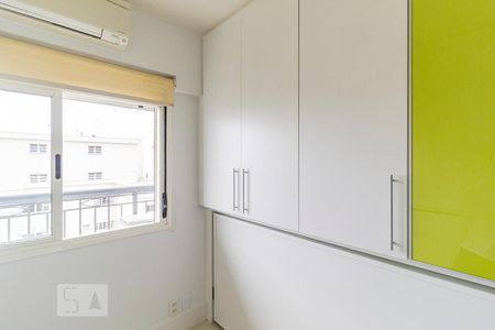 Quarto 1 - Armários de apartamento para alugar com 2 quartos, 54m² em Jardim Paulista, São Paulo