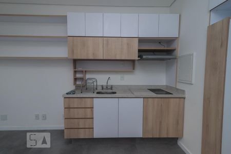 Cozinha de kitnet/studio para alugar com 1 quarto, 40m² em Vila Romana, São Paulo