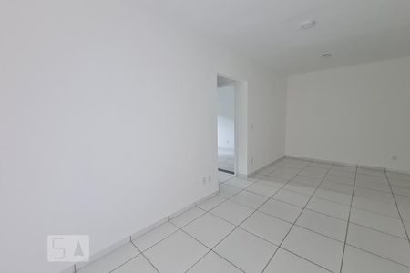 Sala de apartamento para alugar com 2 quartos, 71m² em Vila Jardini, Sorocaba