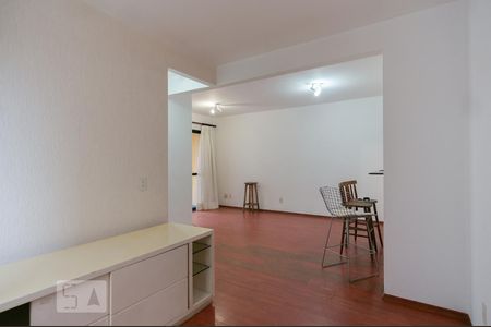 Sala de apartamento para alugar com 2 quartos, 65m² em Chora Menino, São Paulo