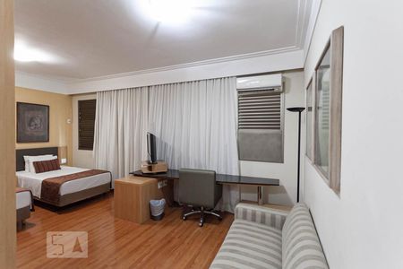 Sala/Quarto de apartamento para alugar com 1 quarto, 33m² em Lourdes, Belo Horizonte