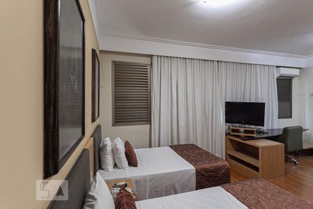 Sala/Quarto de apartamento para alugar com 1 quarto, 33m² em Lourdes, Belo Horizonte