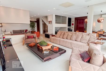 Sala de casa de condomínio à venda com 5 quartos, 500m² em Alphaville Residencial Dois, Barueri