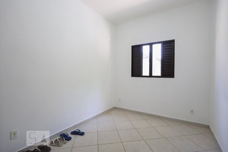 Quarto 2 de casa à venda com 2 quartos, 190m² em Parque Peruche, São Paulo