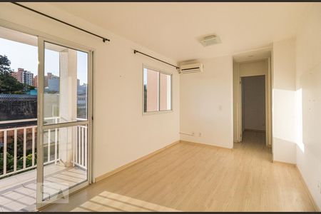 Sala de apartamento à venda com 2 quartos, 56m² em Protásio Alves, Porto Alegre