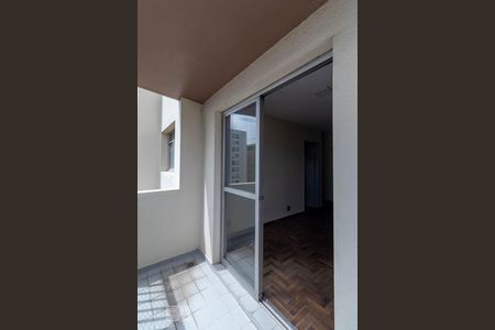 Varanda de kitnet/studio para alugar com 1 quarto, 47m² em Pinheiros, São Paulo