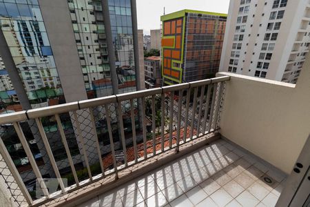 Varanda de kitnet/studio para alugar com 1 quarto, 47m² em Pinheiros, São Paulo