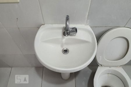 Banheiro da suíte de apartamento à venda com 1 quarto, 26m² em Sé , São Paulo