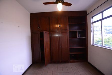 Quarto 1 de apartamento para alugar com 3 quartos, 105m² em Ramos, Rio de Janeiro