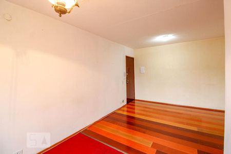 Sala de apartamento para alugar com 2 quartos, 68m² em Vila Galvão, Guarulhos