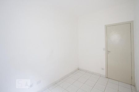 Quarto 1 de apartamento para alugar com 2 quartos, 52m² em Jardim Iracema, São Paulo