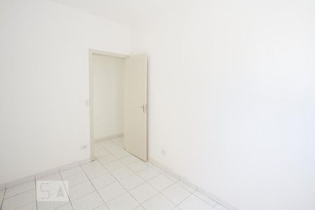 Quarto 2 de apartamento para alugar com 2 quartos, 52m² em Jardim Iracema, São Paulo