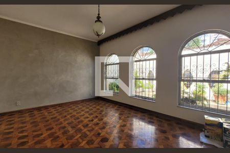 Sala de casa para alugar com 3 quartos, 226m² em Vila Humaitá, Santo André
