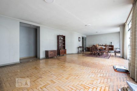 Apartamento para alugar com 168m², 3 quartos e 2 vagasSala