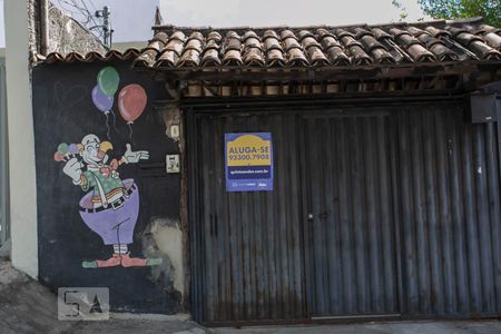 Casa para alugar com 260m², 6 quartos e 8 vagas Casa para alugar com 260m², 6 quartos e 8 vagasFachada - Plaquinha