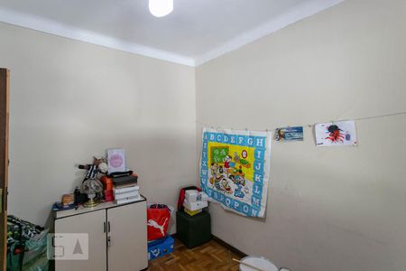 Quarto 1 de casa para alugar com 6 quartos, 260m² em Glória, Belo Horizonte