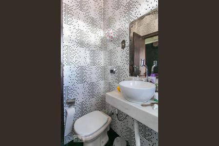 Casa para alugar com 260m², 6 quartos e 8 vagas Casa para alugar com 260m², 6 quartos e 8 vagasBanheiro da Suíte