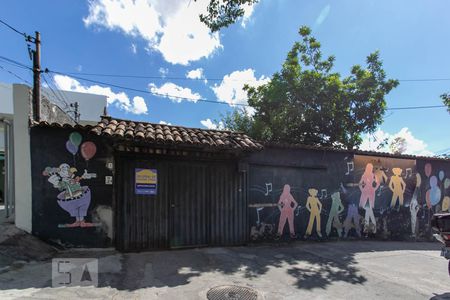 Casa para alugar com 260m², 6 quartos e 8 vagas Casa para alugar com 260m², 6 quartos e 8 vagasGaragem