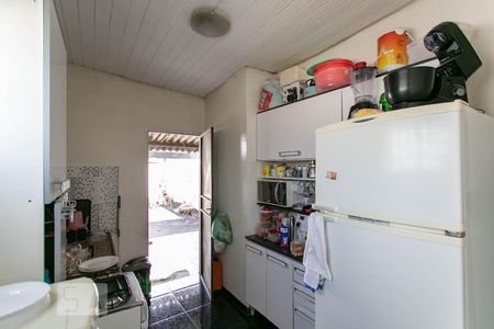 Casa para alugar com 260m², 6 quartos e 8 vagas Casa para alugar com 260m², 6 quartos e 8 vagasCozinha 2