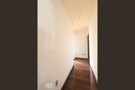 CORREDOR de apartamento para alugar com 2 quartos, 99m² em São João, Porto Alegre