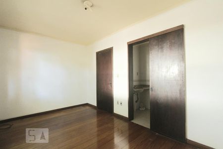 SUITE de apartamento para alugar com 2 quartos, 99m² em São João, Porto Alegre